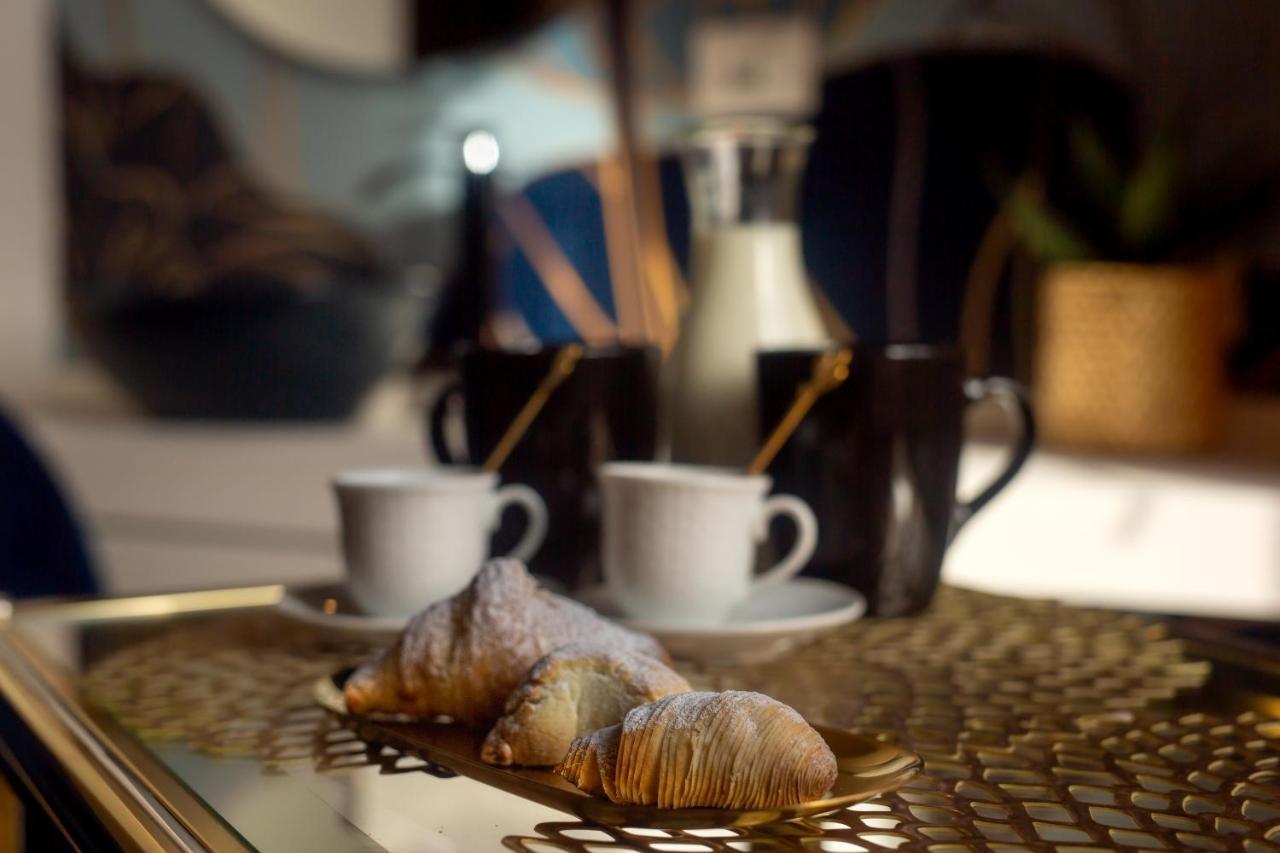 La Lepre Felice-Bovio Otel Napoli Dış mekan fotoğraf